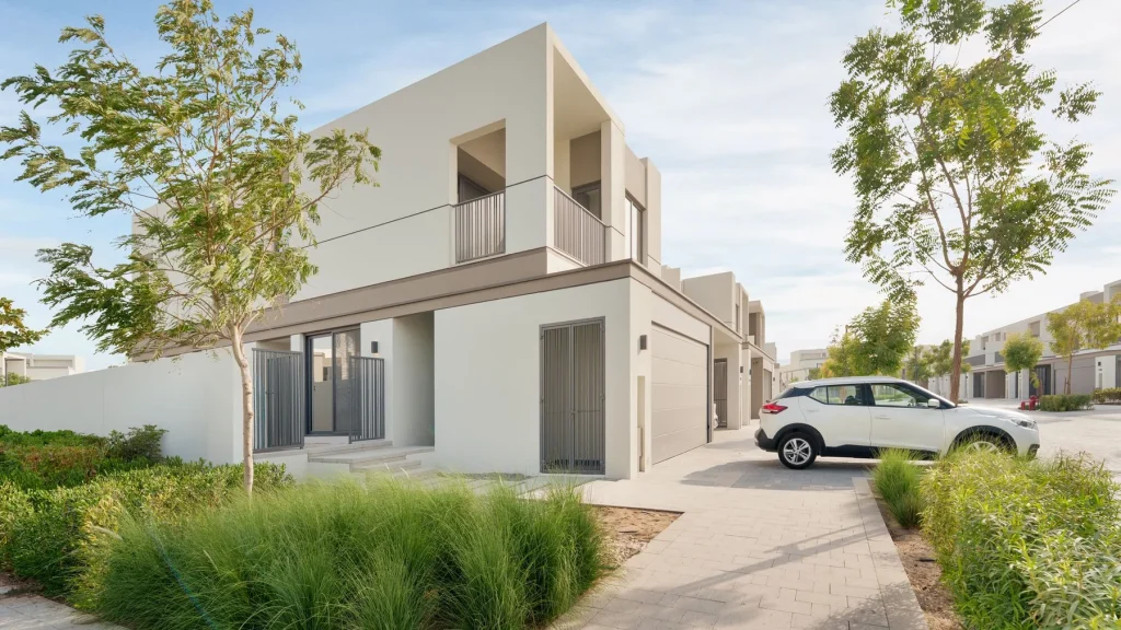 Contemporary private villa in a landscaped Dubai neighbourhood